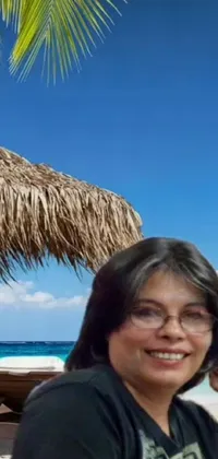 Sky Water Glasses Live Wallpaper