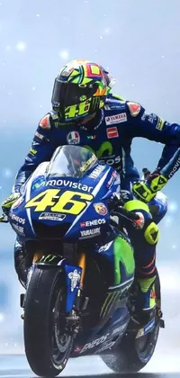 Tire Helmet Wheel Live Wallpaper