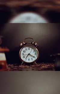Brown Watch Alarm Clock Live Wallpaper