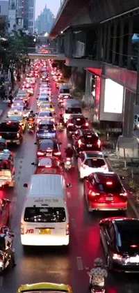 This phone live wallpaper depicts a bustling city street teeming with traffic
