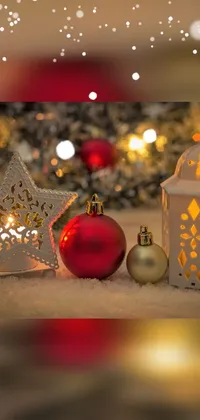 Christmas Ornament Light Amber Live Wallpaper