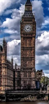 This live phone wallpaper showcases London's iconic Big Ben clock tower soaring above the city skyline