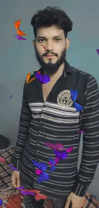 This dynamic phone live wallpaper features a bearded man wearing a striped shirt