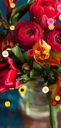 Bring the beauty of flower-filled vases to your phone with this live wallpaper