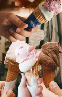 Food Hand Ice Cream Cone Live Wallpaper