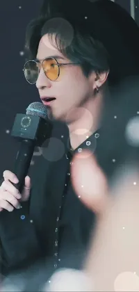 Glasses Lip Microphone Live Wallpaper
