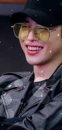 Glasses Smile Lip Live Wallpaper