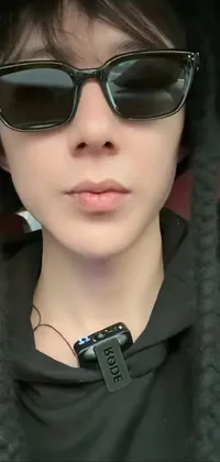 Lip Glasses Chin Live Wallpaper