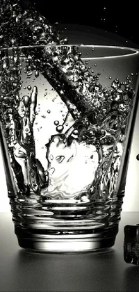 Liquid Drinkware Water Live Wallpaper