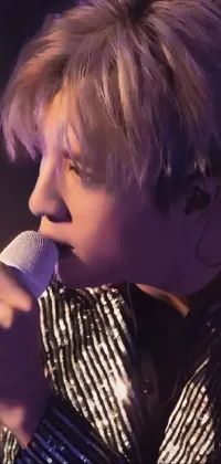 Microphone Lip Chin Live Wallpaper