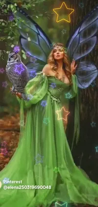 This live wallpaper depicts a mystical environment featuring a woman in green dress holding a gorgeous owl, surrounded by a magical forest illuminated by a star-studded sky and a crescent moon