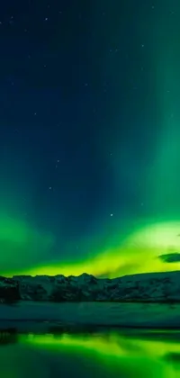 Experience the stunning beauty of nature with this live aurora lights wallpaper