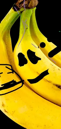 Add a playful touch to your phone with this live wallpaper of a bunch of bananas