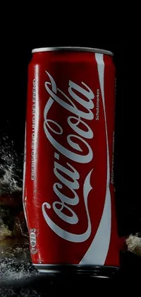 This live phone wallpaper features a can of coca-cola being splashed with water, creating a 3D effect