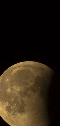 With this live wallpaper, your phone will never be dull again! A beautiful lunar eclipse captured in stunning detail brings color and warmth to your device's display