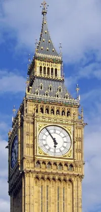 Get mesmerized by the stunning live wallpaper depicting the Big Ben clock tower towering over the city of London