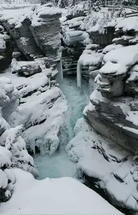 Snow Freezing Watercourse Live Wallpaper