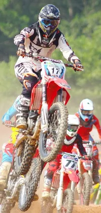 Tire Wheel Helmet Live Wallpaper