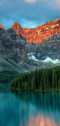 This live wallpaper showcases a breath-taking view of Banff National Park