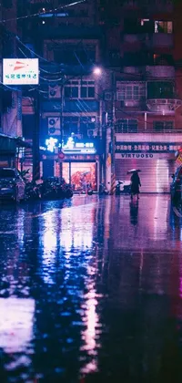 This live wallpaper depicts a busy city street at night, filled with traffic and neon reflections in the puddles