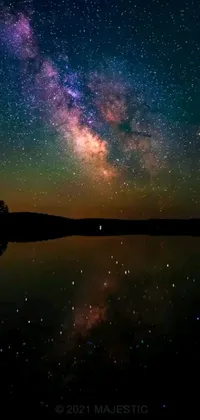 This live wallpaper features a breathtaking night sky with numerous twinkling stars above a peaceful body of water