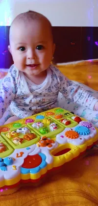 Yellow Toy Baby Live Wallpaper